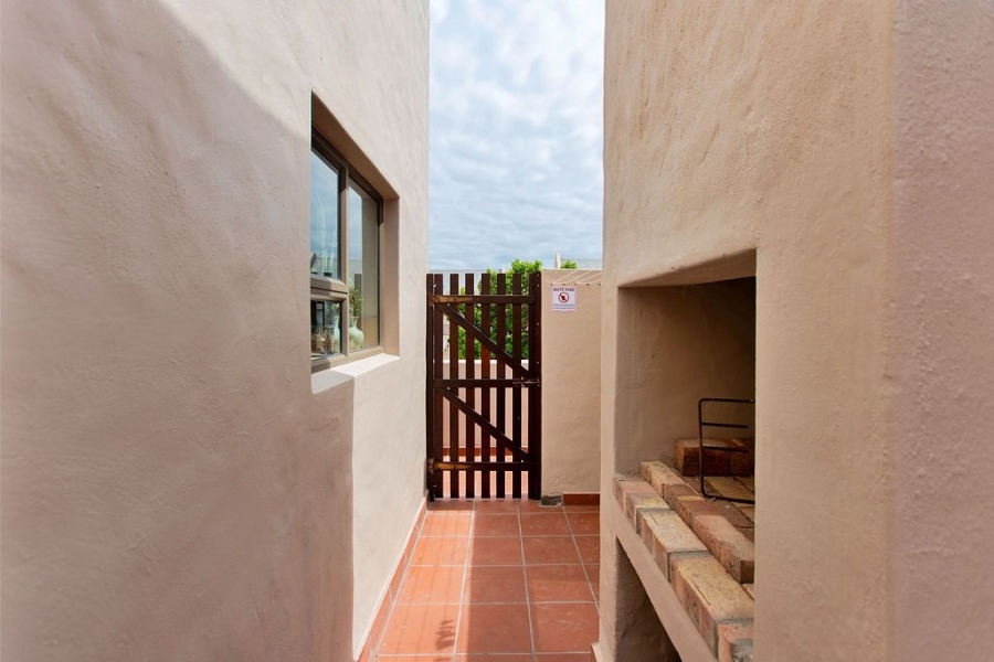 2 Bedroom Property for Sale in Mykonos Western Cape